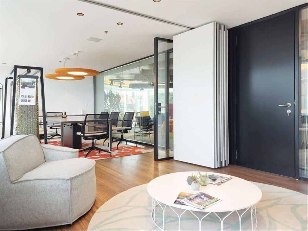 ALQUILER OFICINA World Trade Center, 225 m2, 2 gges