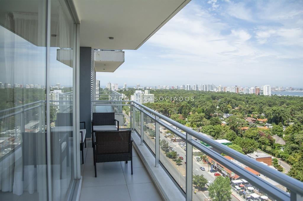 Hermoso apartamento en venta en torre Bellagio,