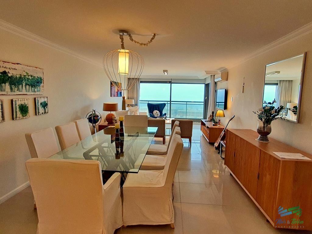 Vendo apartamento 3 dormitorios en Torre primera