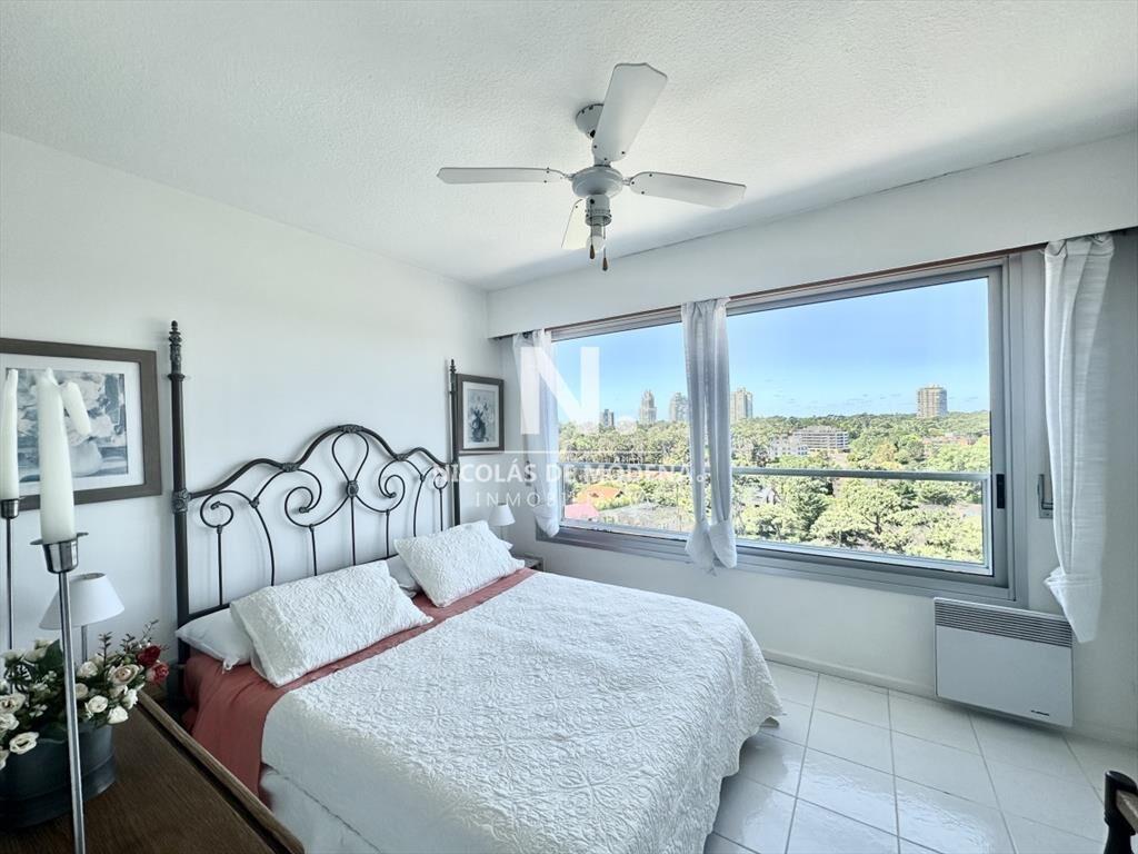 Venta apartamento 3 dormitorios. Playa mansa, del