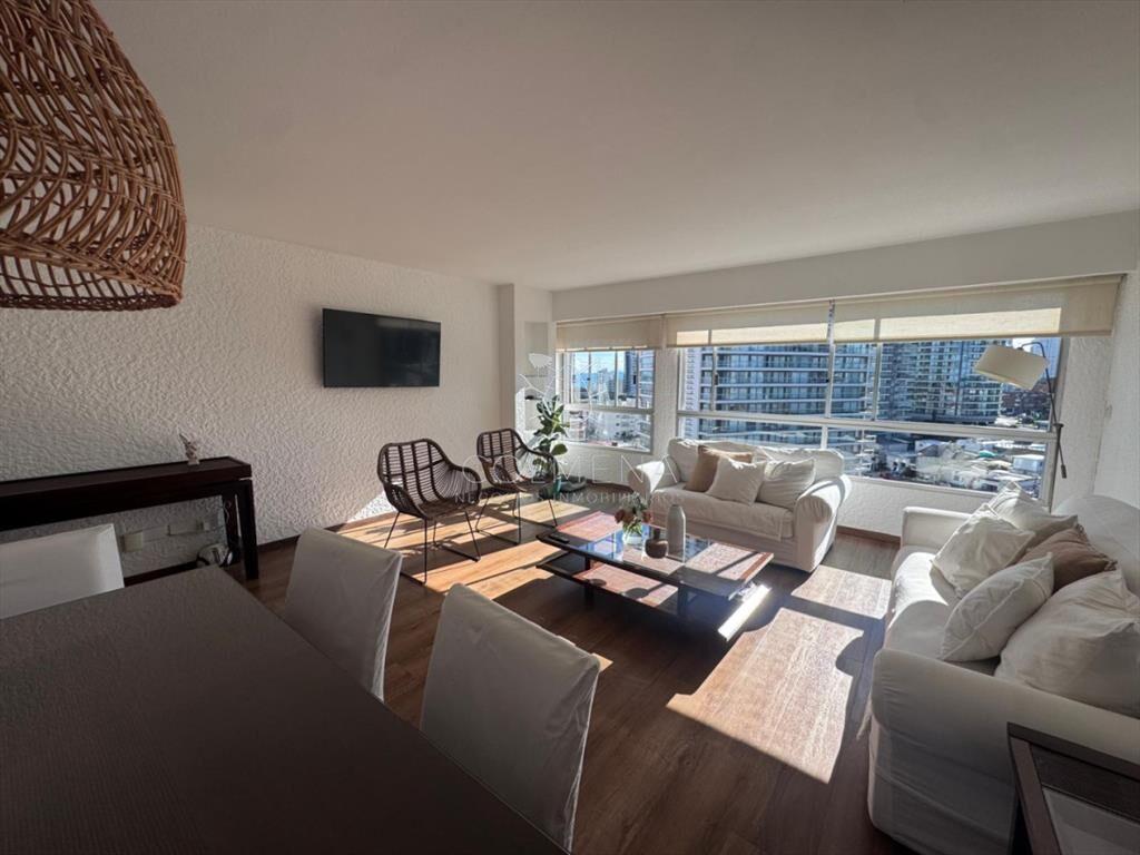 Hermosa unidad en venta con vista al mar