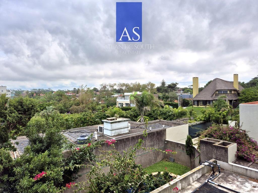 Apartamento venta 2 dormitorios terraza cochera