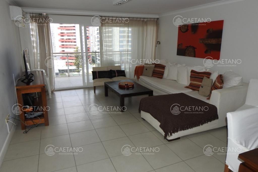 Venta apartamento 3 dormitorios. Playa brava, del