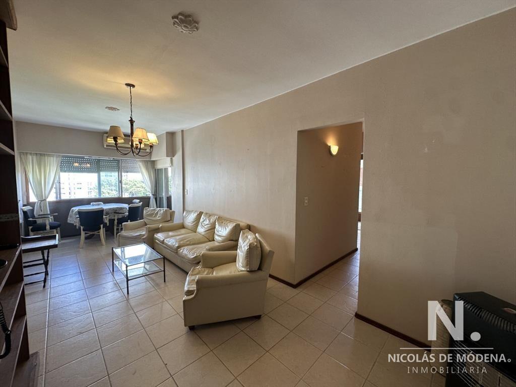 Departamento de 2 dormitorios en venta, Torre Antares
