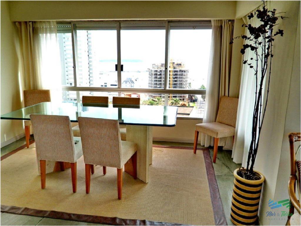 Apartamento en Peninsula, 3 dormitorios *