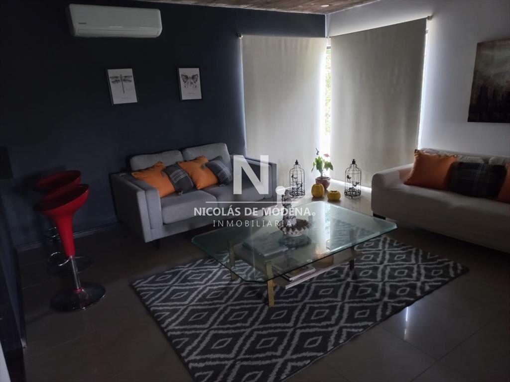 Preciosa y comoda casa en venta en Punta del