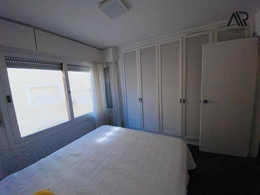 Apartamento en venta c/ cochera en Península