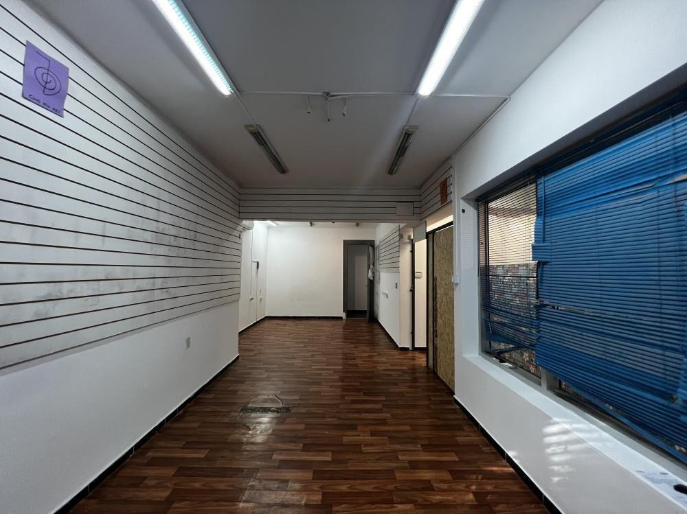 Alquiler local comercial en Cordón, Av. Gral. Rivera y Aceve
