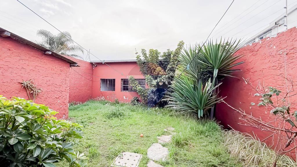 VENTA CASA 2 DORM Y GALPON PRÓXIMO ANTEL ARENA