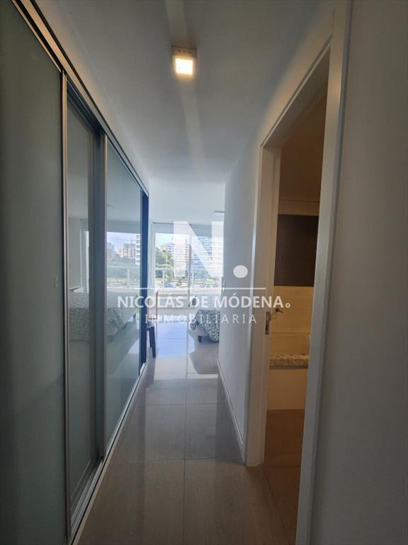 Apartamento de 4 dormitoios en venta, Roosevelt -