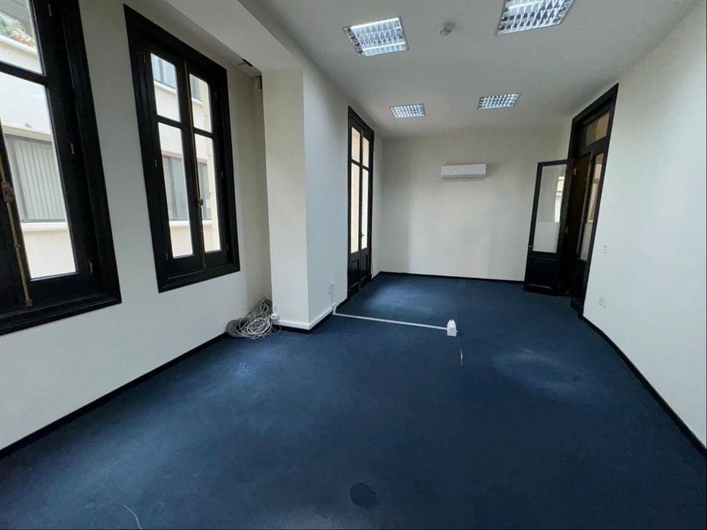 CONSULTORIO, ESTUDIO, PLANTA DE OFICINAS EN CIUDAD VIEJA