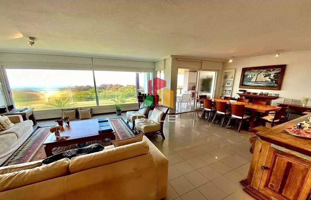Majestuoso apartamento en Brava