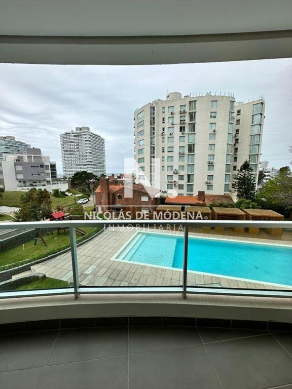 Departamento de 2 dormitorios en venta en Torre
