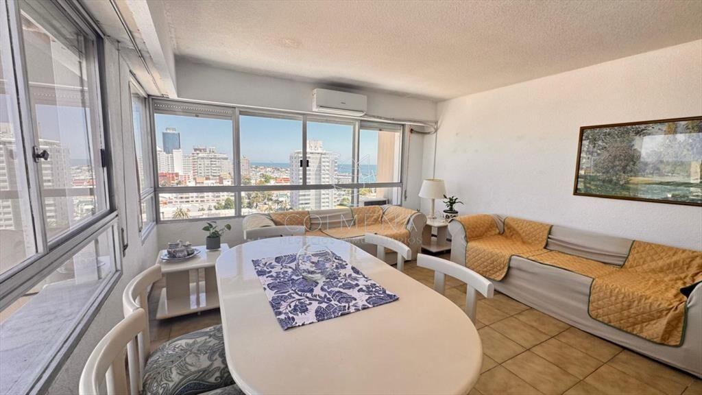 Encantador departamento con vista hermosa hacia