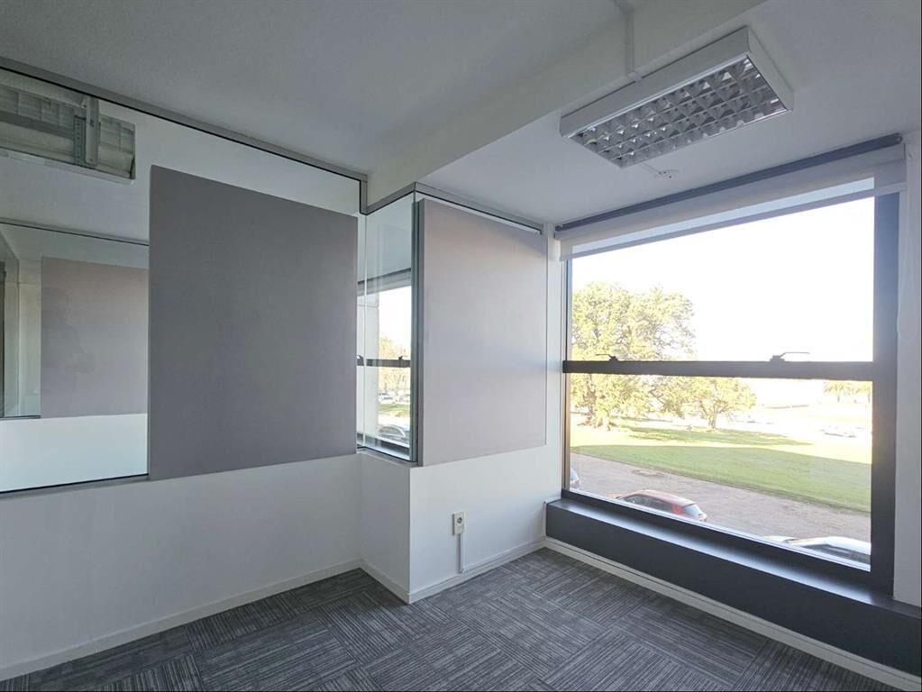 Oficina - Parque Rodó - VENTA CON RENTA