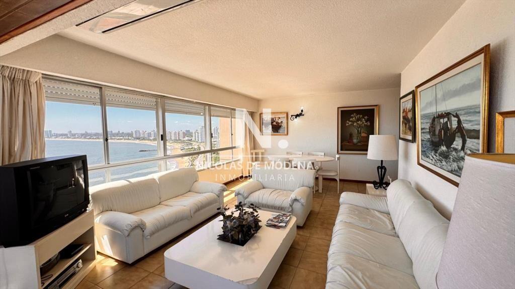 Apto en Torre Gattas -3 dor, 3 Baños, Balcón a