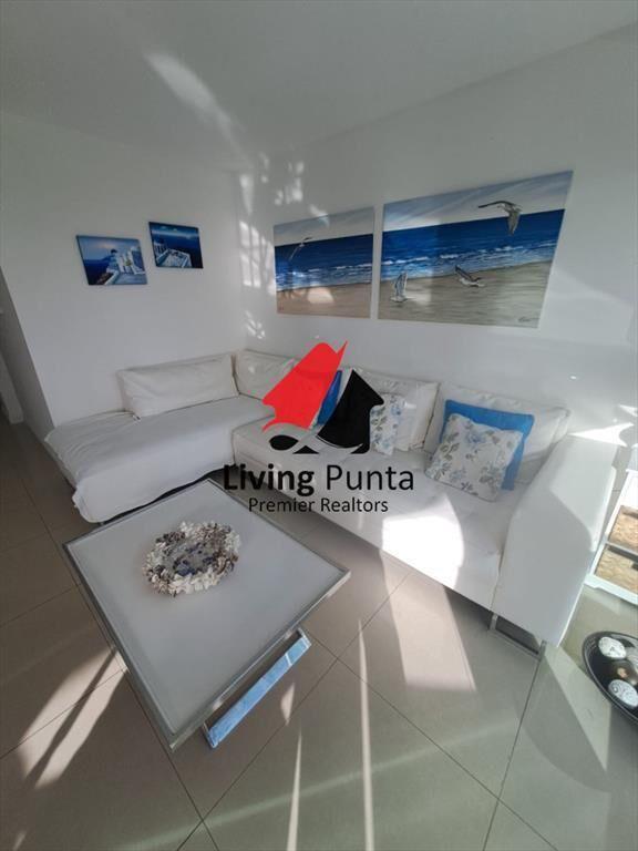 Apartamento en Playa Mansa a la venta 3 con vista
