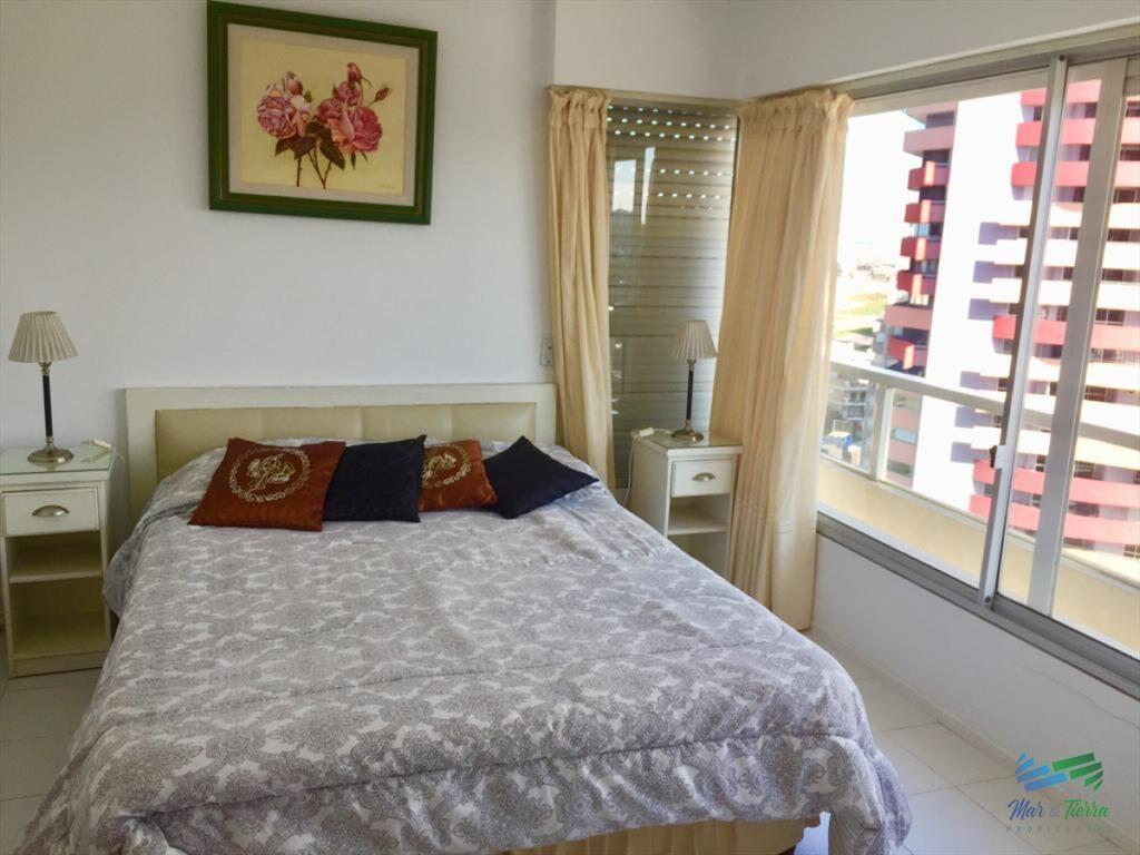 Apartamento en Brava, 2 dormitorios *