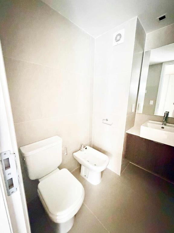 Venta apartamento Pocitos 2 dormitorios con 2 gges