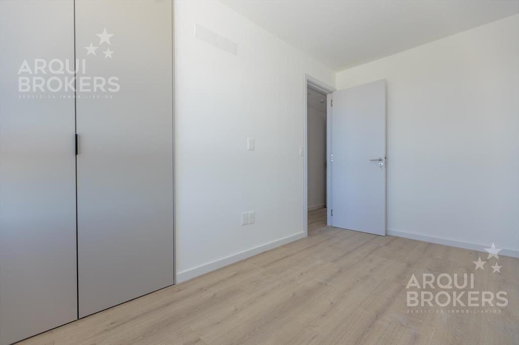 Apartamento de dos dormitorios en venta en Parque Batlle -9
