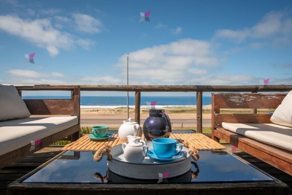 Casa en venta con vista al mar