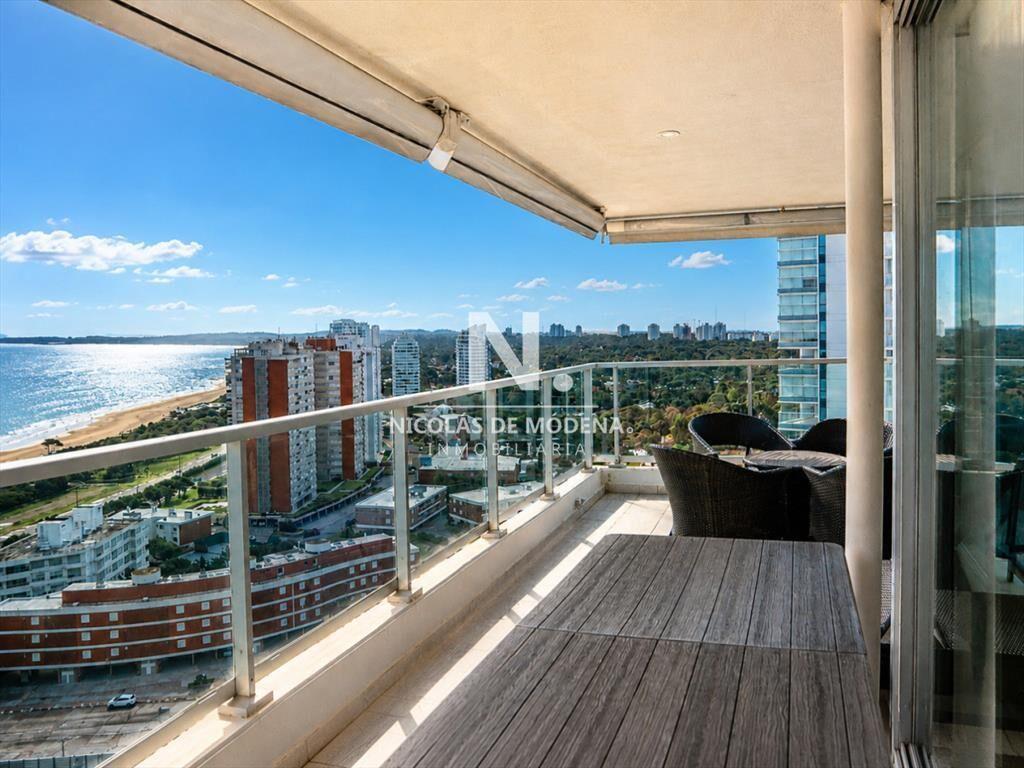 Departamento de 3 dormitorios en venta a pasos