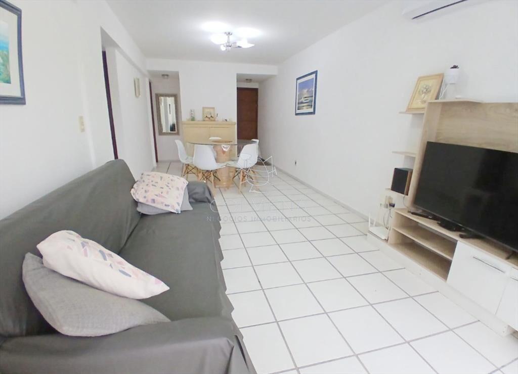Apartamento 2 dormitorios, 2 baños , Balcón y cochera en