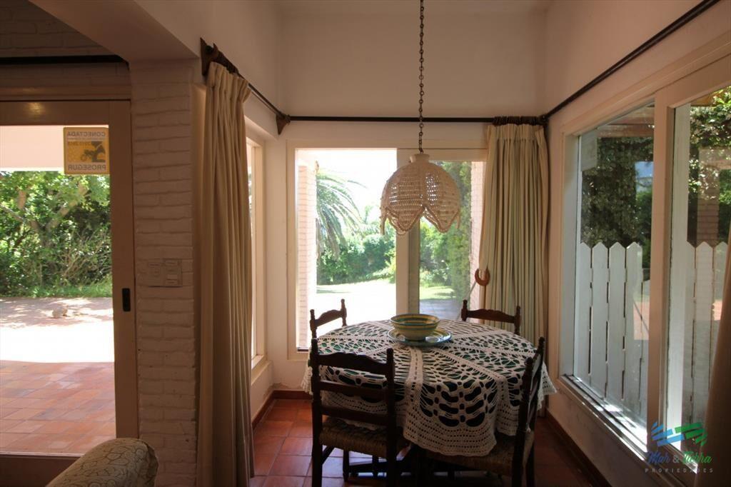 Muy linda casa en el corazon de la Peninsula, del