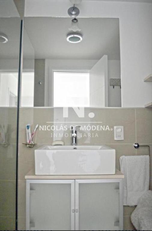 Vende apartamento de 3 dormitorios con balcon en