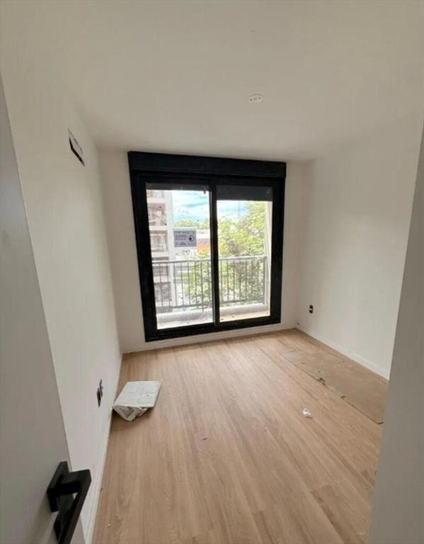Se vende apartamento de un dormitorio y garage en Cordón Su