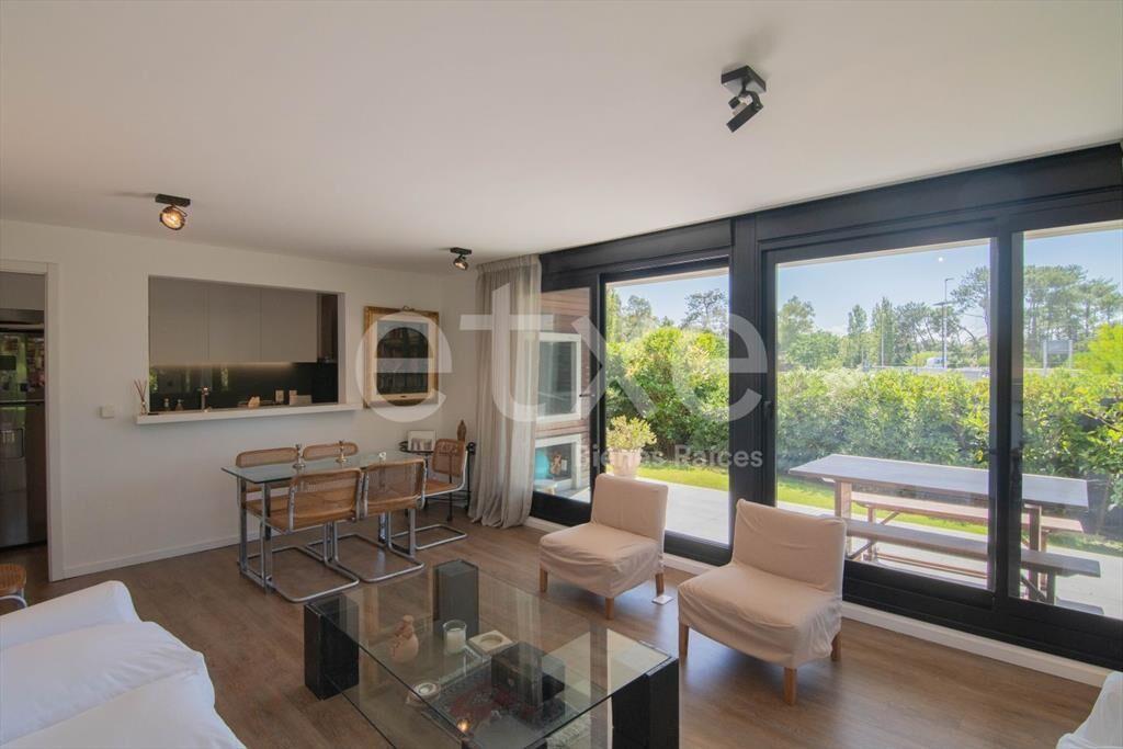 Apartamento planta baja Venta Jardines de Carrasco...