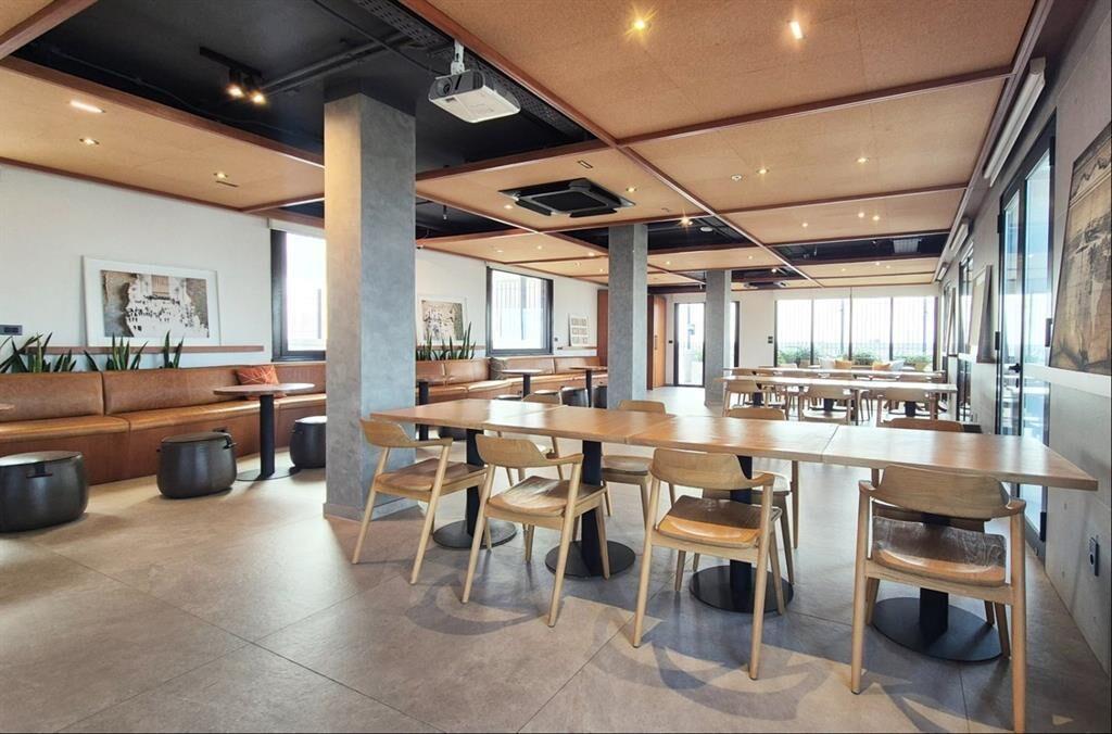 - ALQUILER - OFICINA PRIVADA - COWORK - PLAZA INDEPENDENCIA