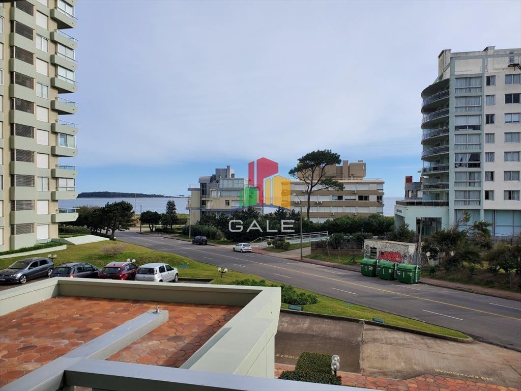 Alquiler de apartamento de 3 dormitorios en Punta del Este