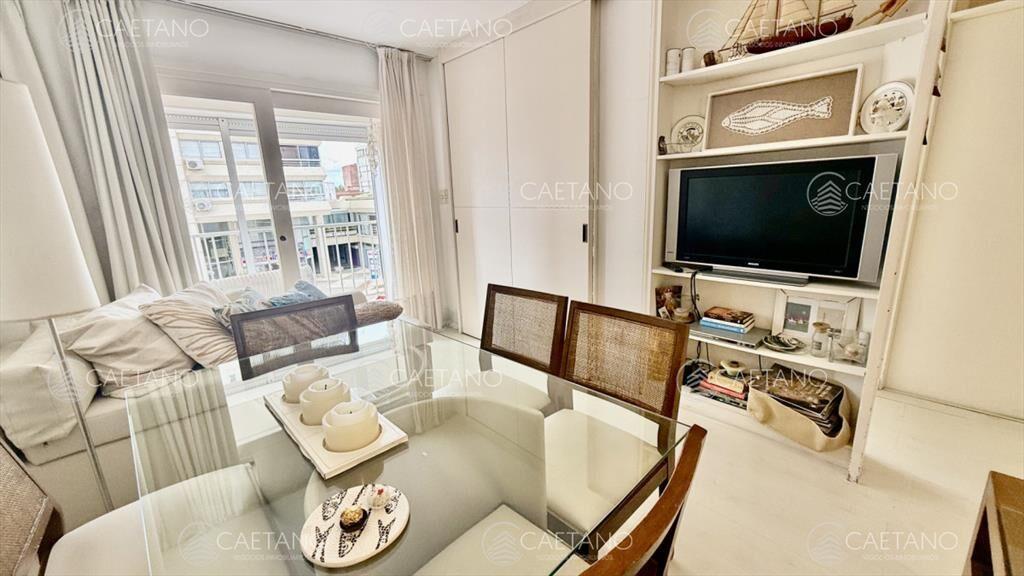 IMPERDIBLE Depto en Península - 1 dormitorio con terraza,