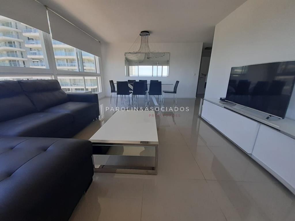 Apartamento en venta en Torre One a metros de del