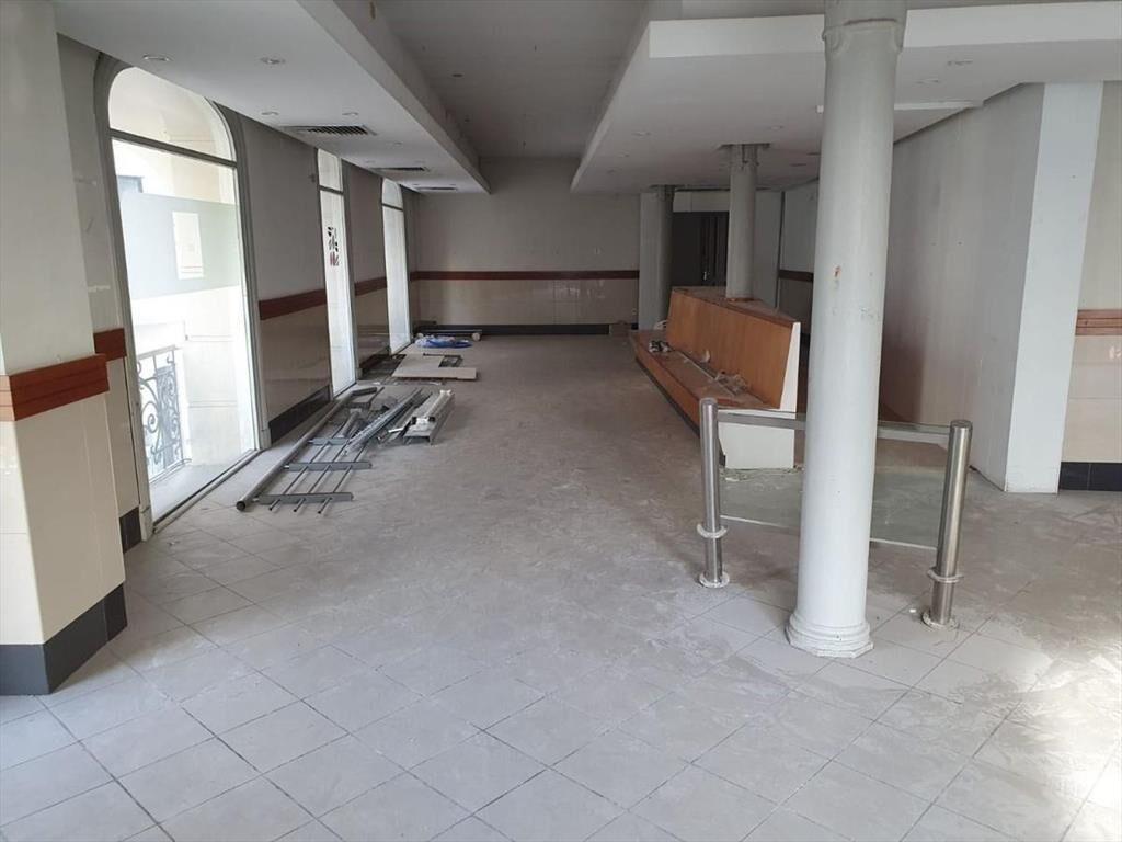 Sarandi proximo a Bartolomé Mitre, 180 m2 !!
