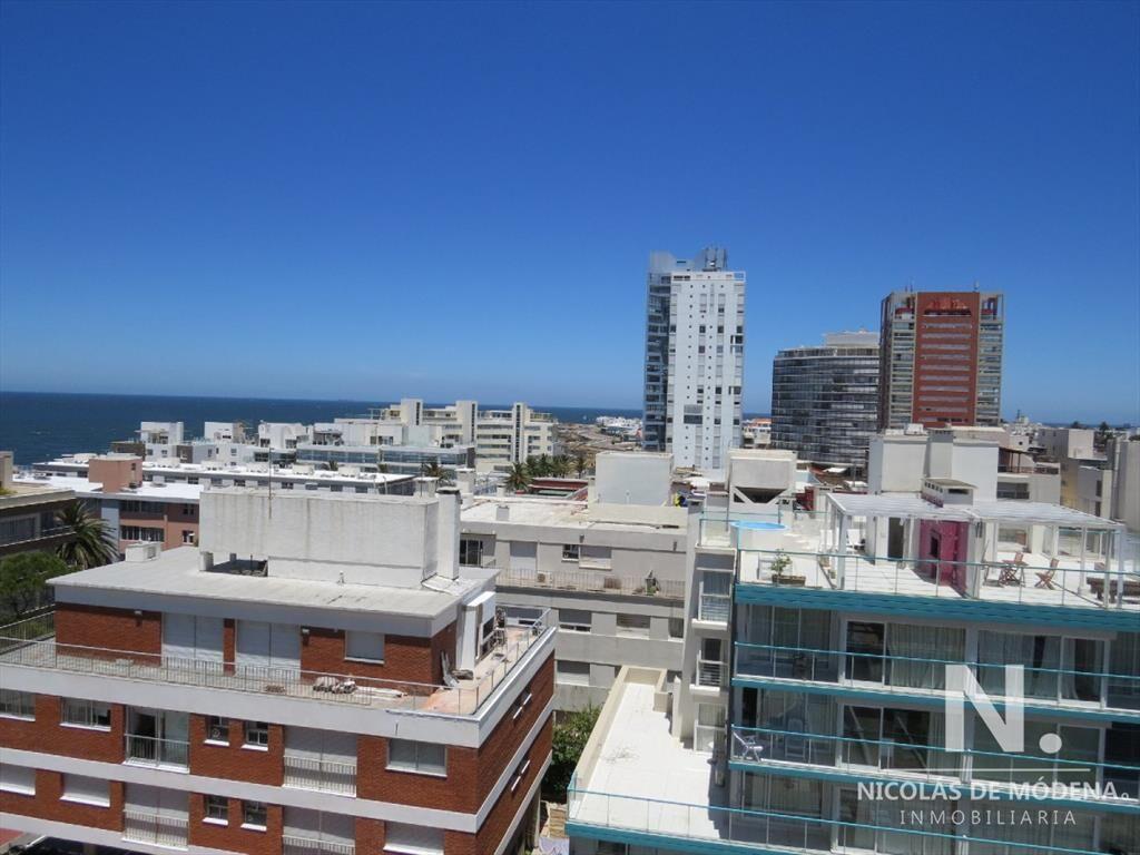 Apartamento en peninsula con excelente vista al puerto y to