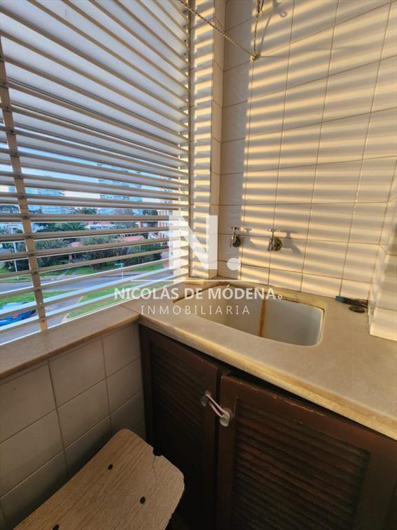 Departamento de 1 dormitorio en venta en complejo