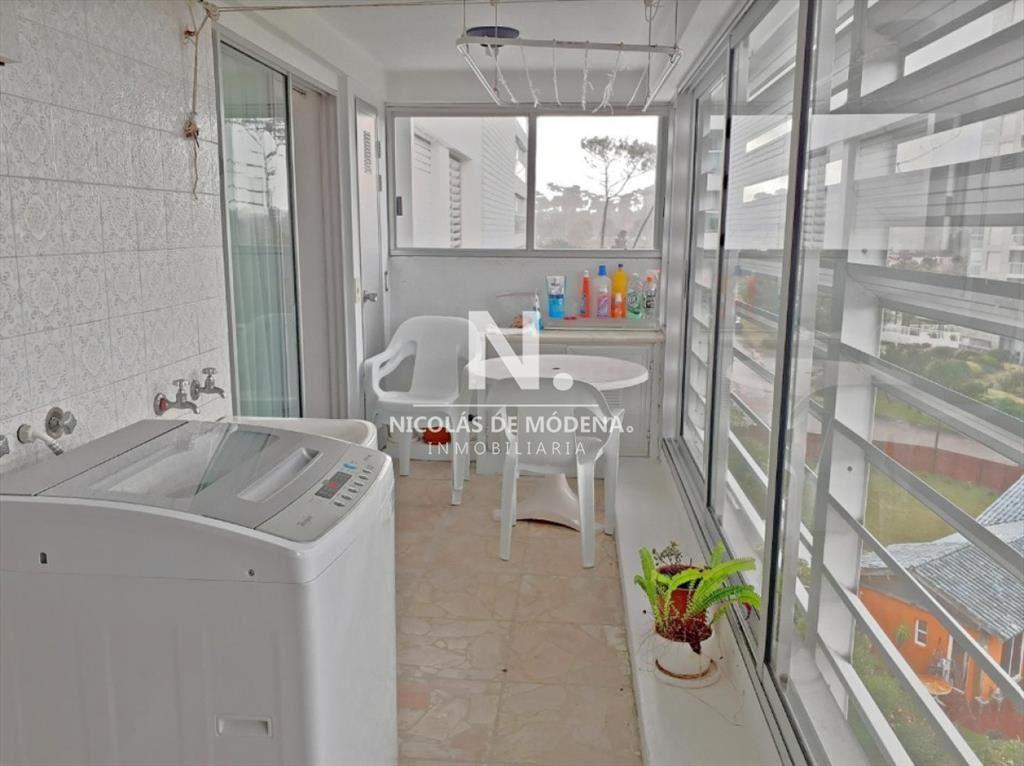 Departamento en Torre emblematica frente al mar,