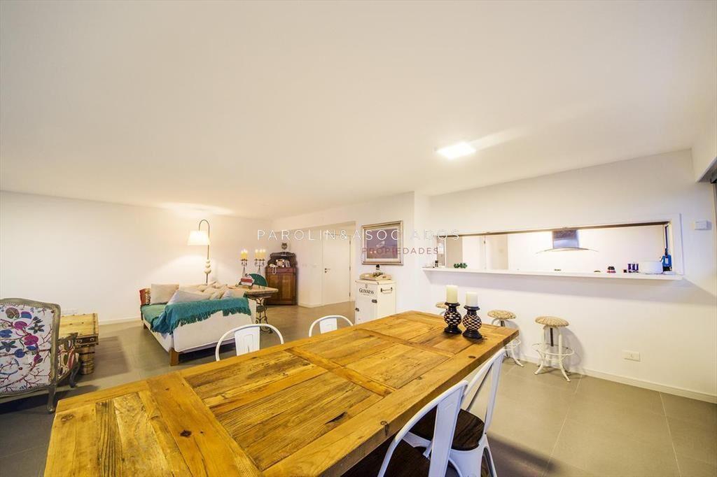 Muy lindo apartamento en venta en Silente, Punta