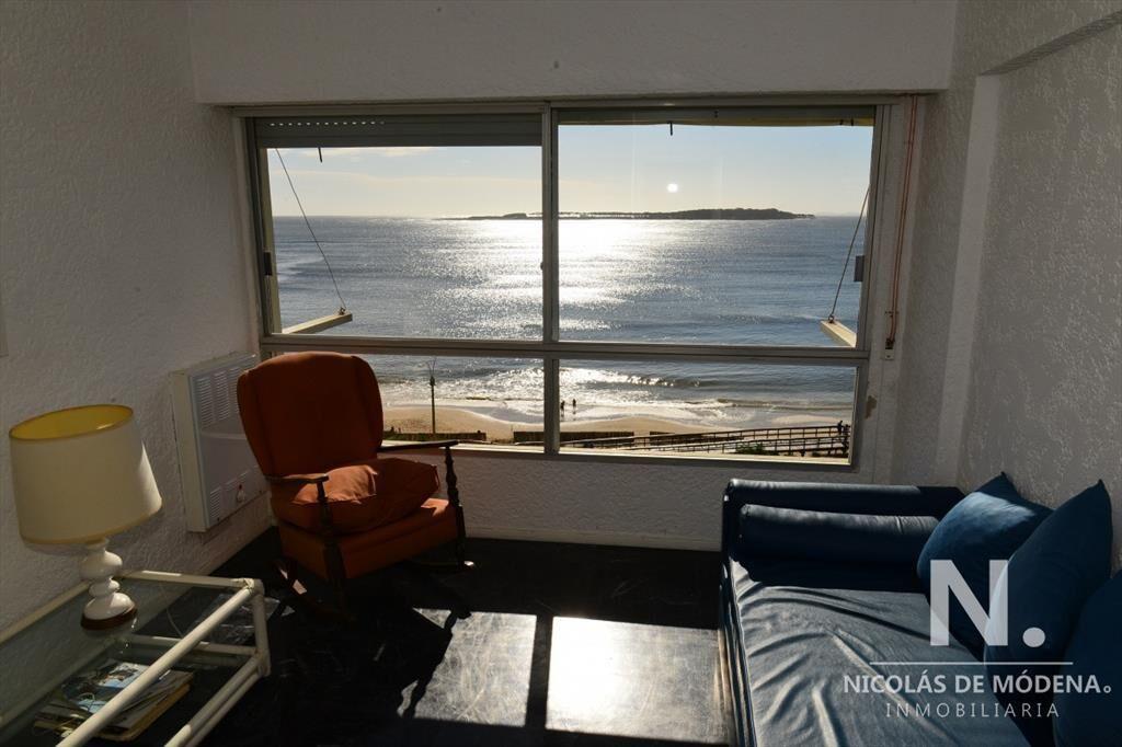 Departamento en venta de 3 dormitorios en Punta Del Este