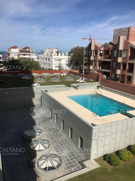 Apartamento en Venta y Alquiler, Peninsula, Punta del Este,