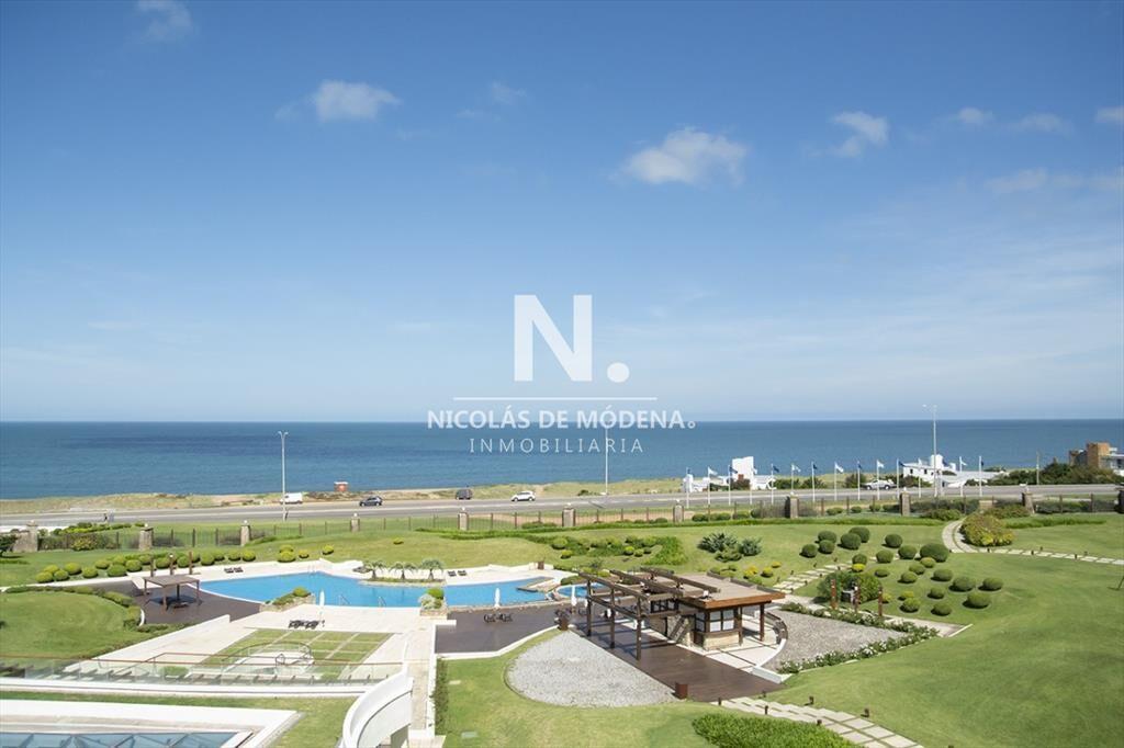 Lindo departamento de 2 pisos con agradable vista