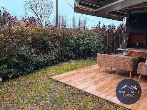 Casa en venta c/ cochera en Barra de Carrasco