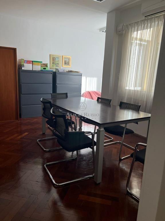 OFICINA EN VENTA (no admite vivienda) EN CIUDAD VIEJA