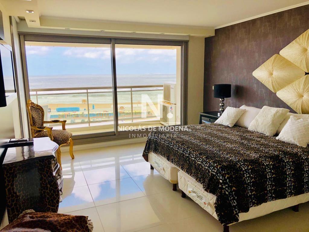 Apartamento en Imperiale Cuatro Dormitorios Punta del Este