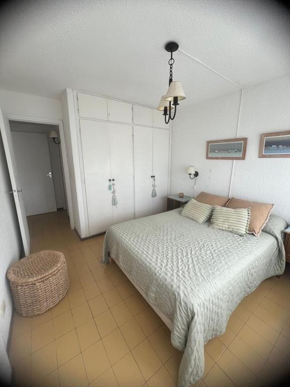 DEPARTAMENTO ALQUILER ANUAL CON BALCON,
