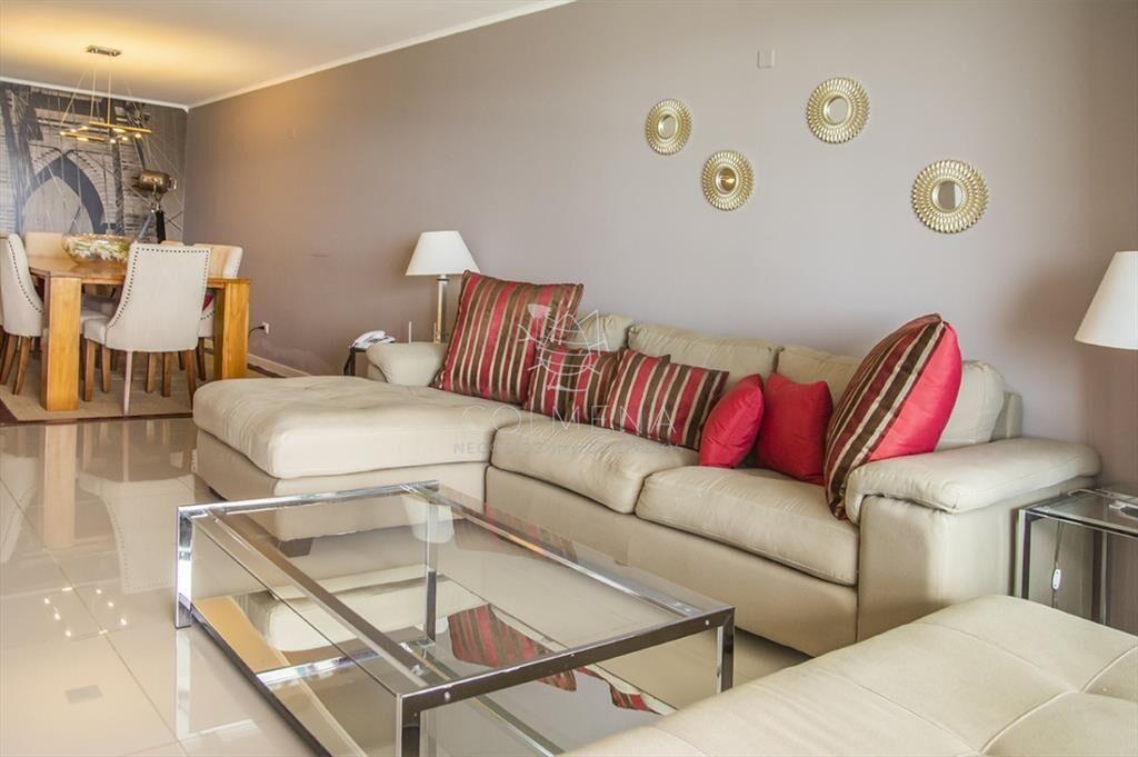 Vende apartamento de 3 dormitorios en Wind Tower,