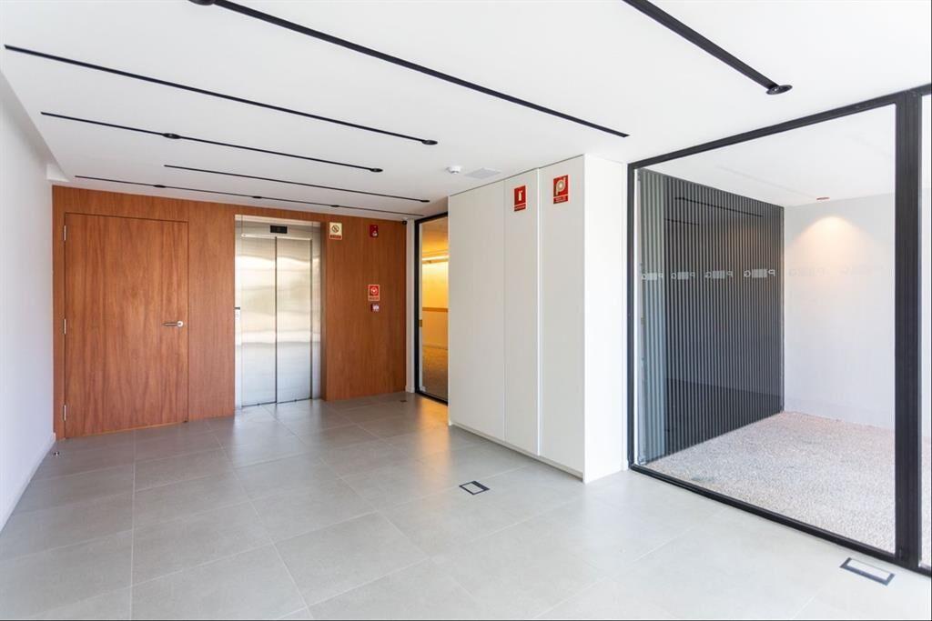 ALQUILER- OFICINA - PUNTA CARRETAS con calefaccion