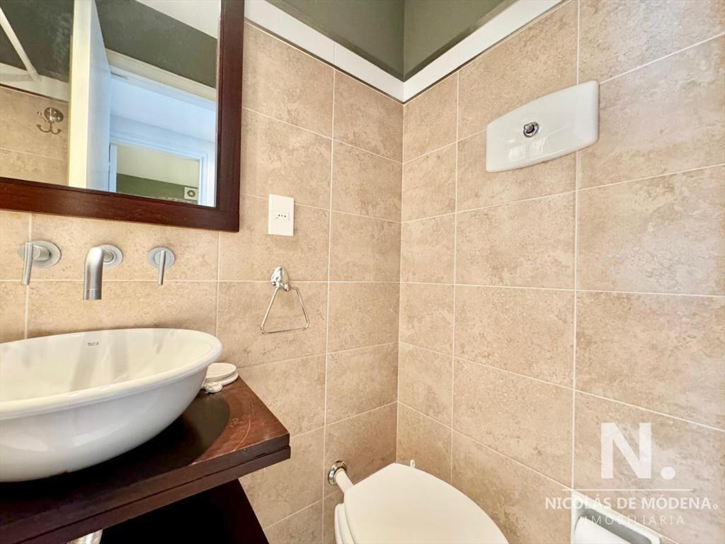 Apartamento de 2 dormitorios con vista al mar en Península
